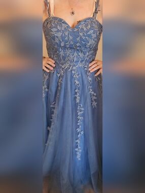 Dusty Blue Lace Appliqué Prom Dress with V-Neck